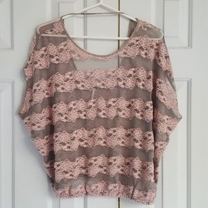 Free People | Grey/pink County Fair Lace Top